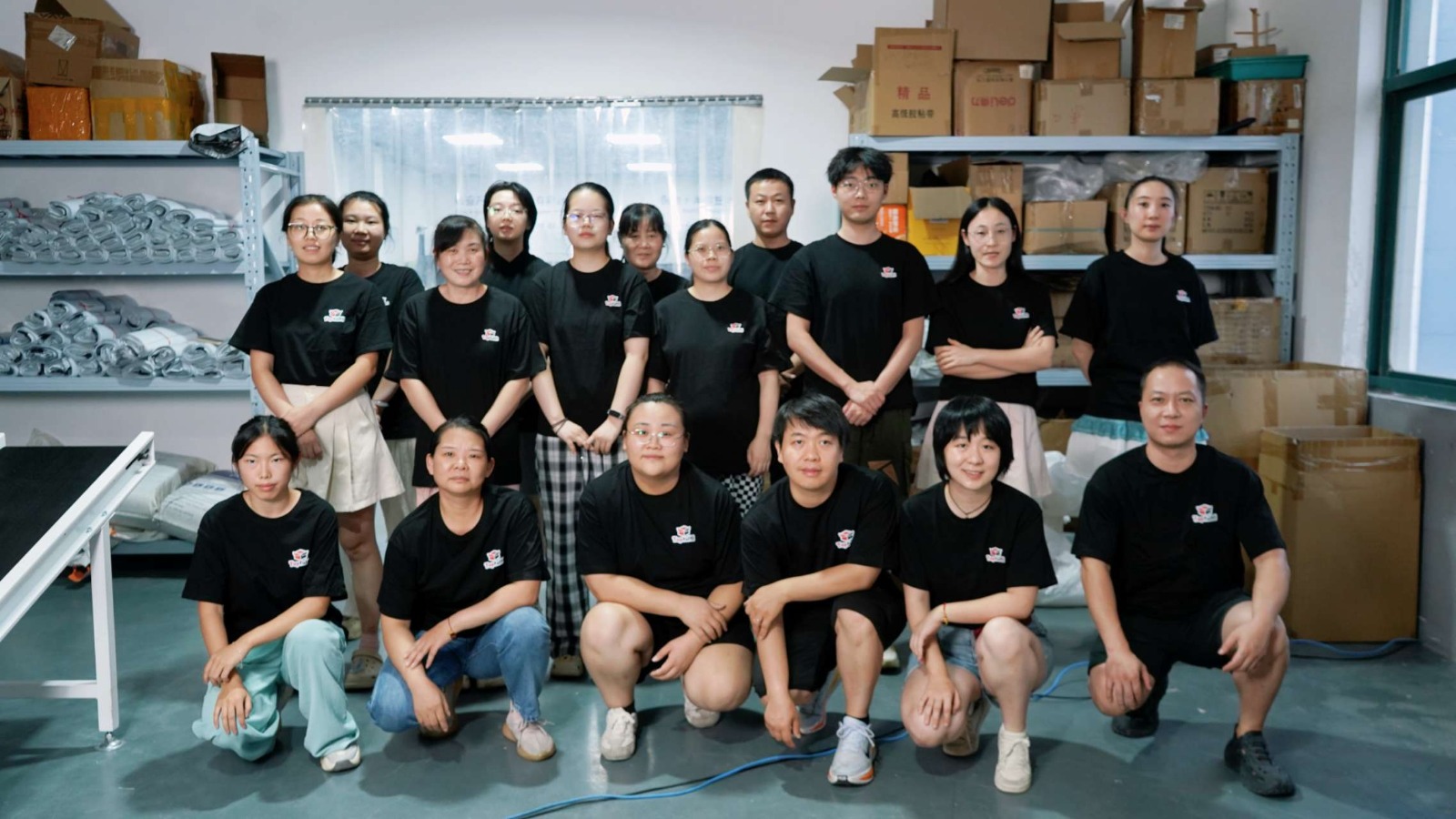 Topfulfil's warehouse team in Ningbo